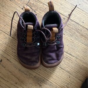 Wildling toddler barefoot hiking boots. Wool lined.